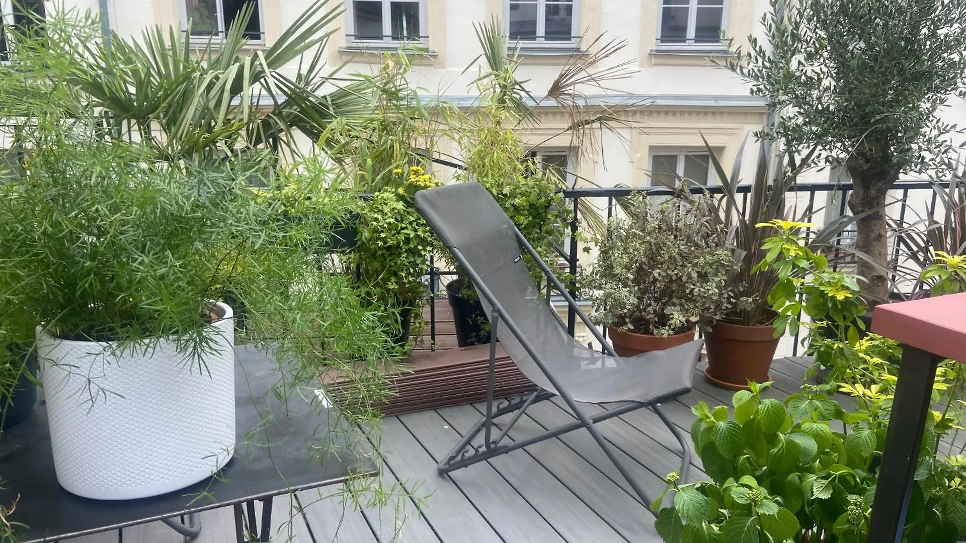 Lejlighed Aux Terrasses De La Lune Paris